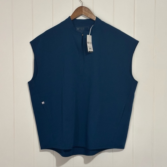 Figs Tops - Figs Rafaela Three Pocket Scrub Top size XL